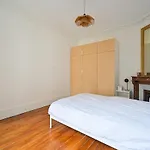 Apartment Suite Parties 17